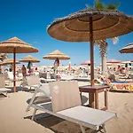 Aurea 3*