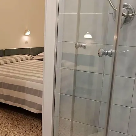 Aurea Hotel 3*