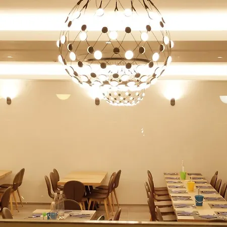 Hotel Aurea 3*